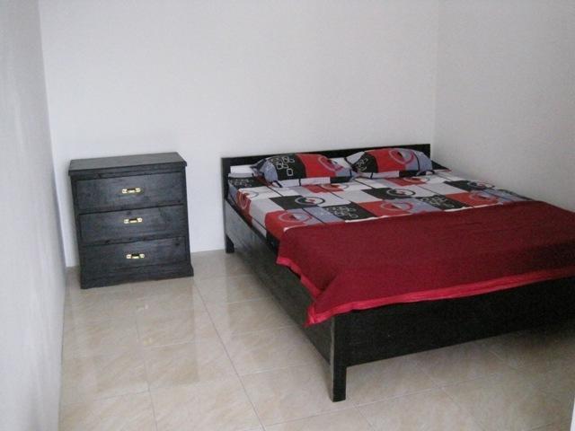 House 140 Hotel Baturetno Room photo